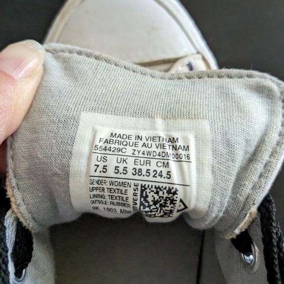 Converse All Stars Women's Limited Edition Sneakers - Picture 8 of 9